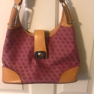 Dooney & Bourke purse